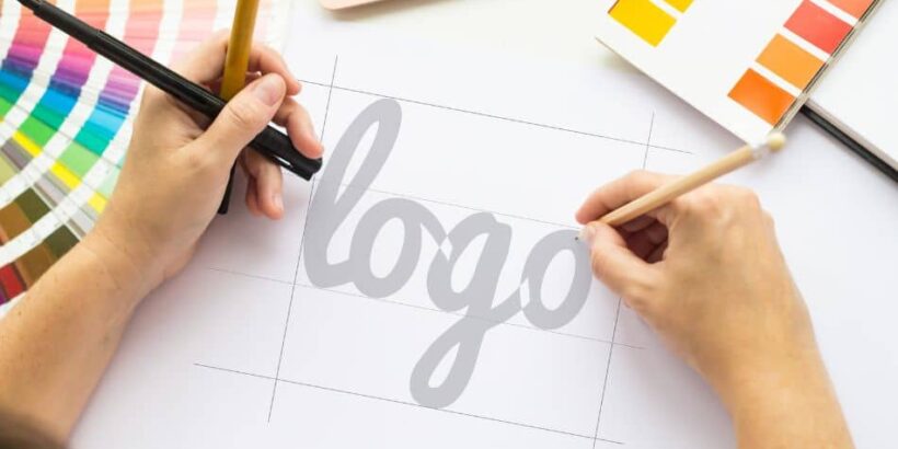 Quels sont les éléments importants à inclure dans un logo ?